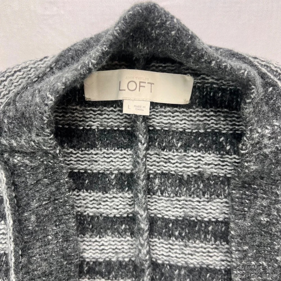 Ann Taylor LOFT Chunky Cardigan Wool/Rabbit Hair Size L - Picture 5 of 5